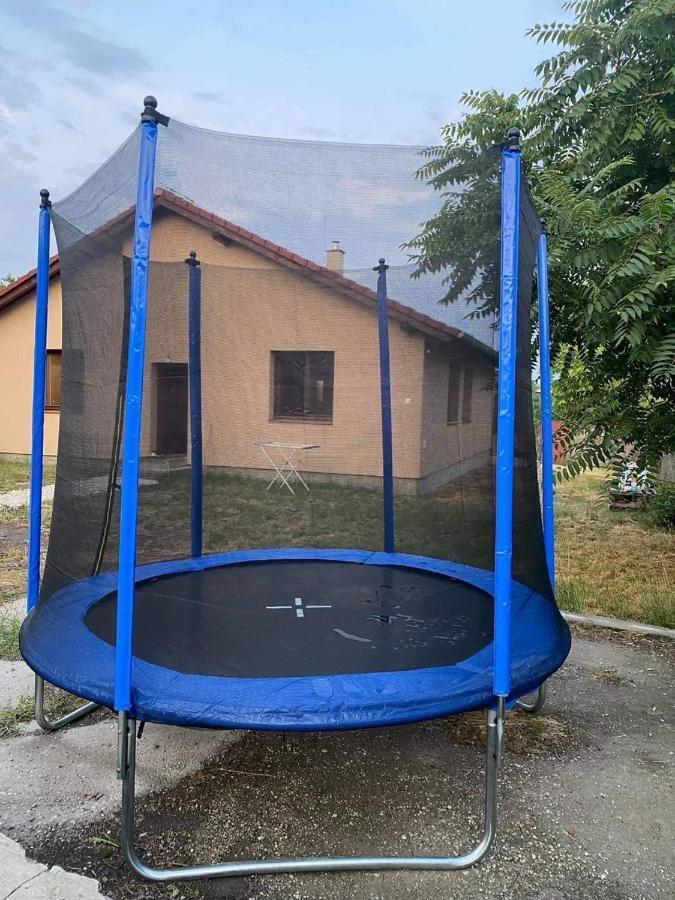 Dom Pri Kupalisku Thermalpark Na Malotejedskej Dunajska Streda Exterior photo